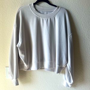 Women’s Softstreme Perfectly Oversized Cropped Crew - White Opal/12